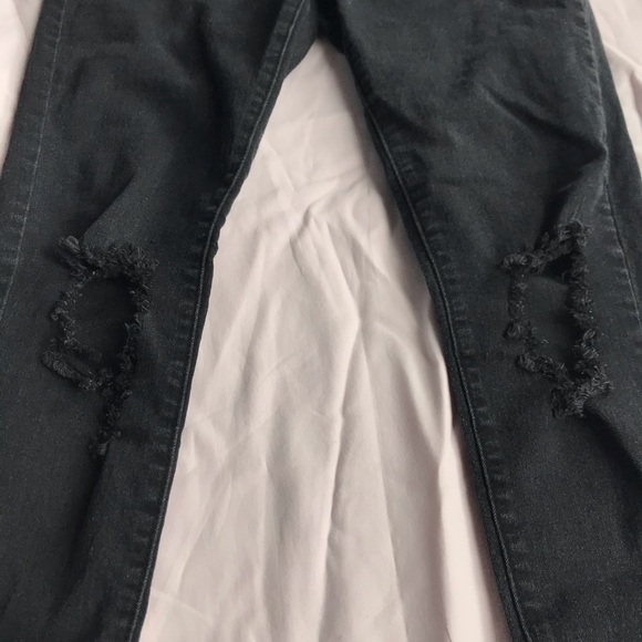 FashionNova High-Waisted Ripped Jeans - Picture 2 of 2